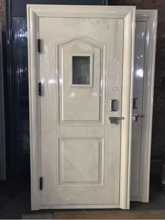 大荔学校教室门 大荔学校教室门