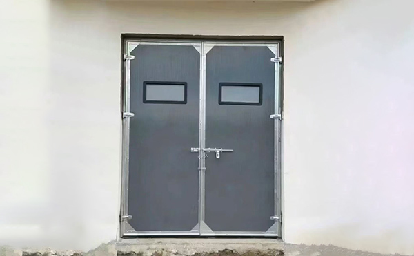 大荔工业门在高温作业区域的运行表现